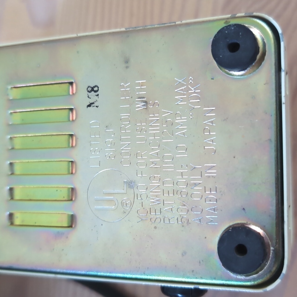 Singer Sewing Machine Foot Pedal - Picture 4 of 6
